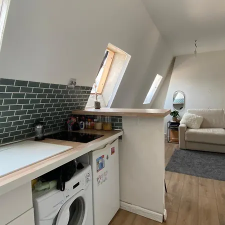 Petit - 10eme Arrondissement Apartamento París