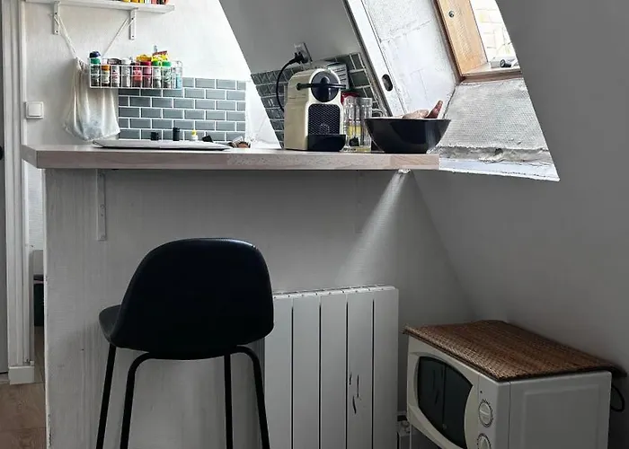 Petit - 10eme Arrondissement *